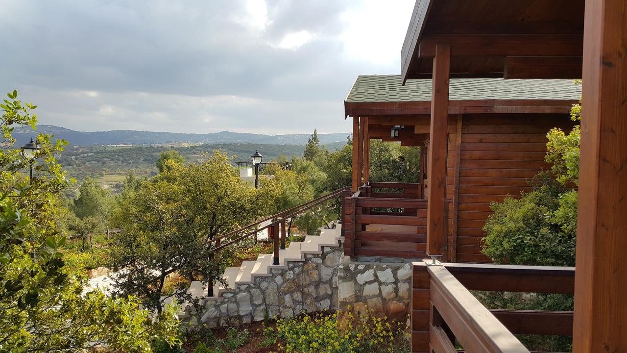 Mountain Breeze Lodge & Resort Al Salt Luaran gambar