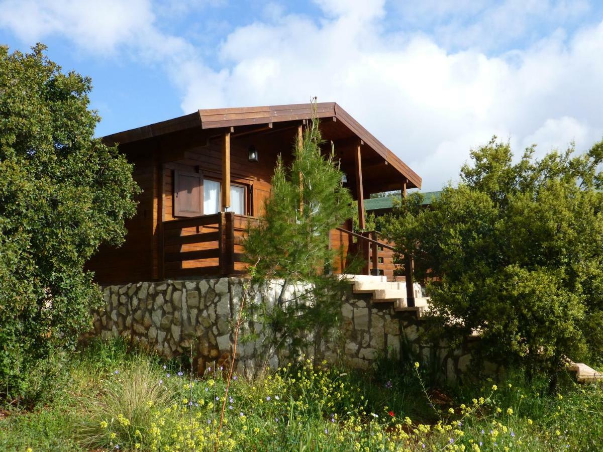 Mountain Breeze Lodge & Resort Al Salt Luaran gambar